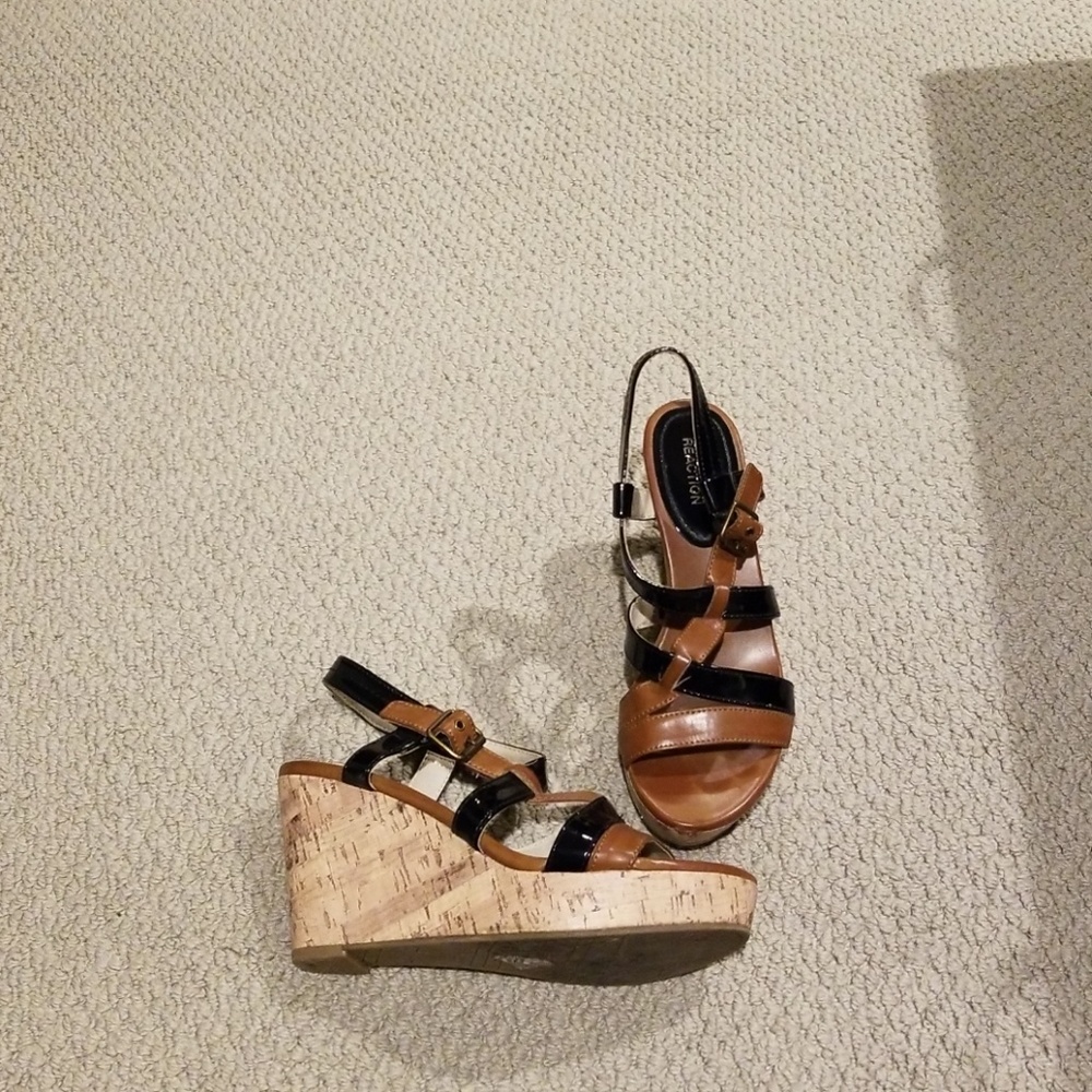 Kenneth Cole Wedged Shoes